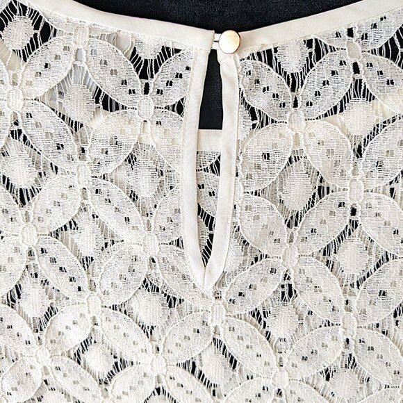 A New Day Lace Top w/Flared Long Sleeves Size Med NWT - Picture 4 of 10